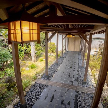 Onsen & Garden -Asante Inn- Хаконе Екстериор снимка