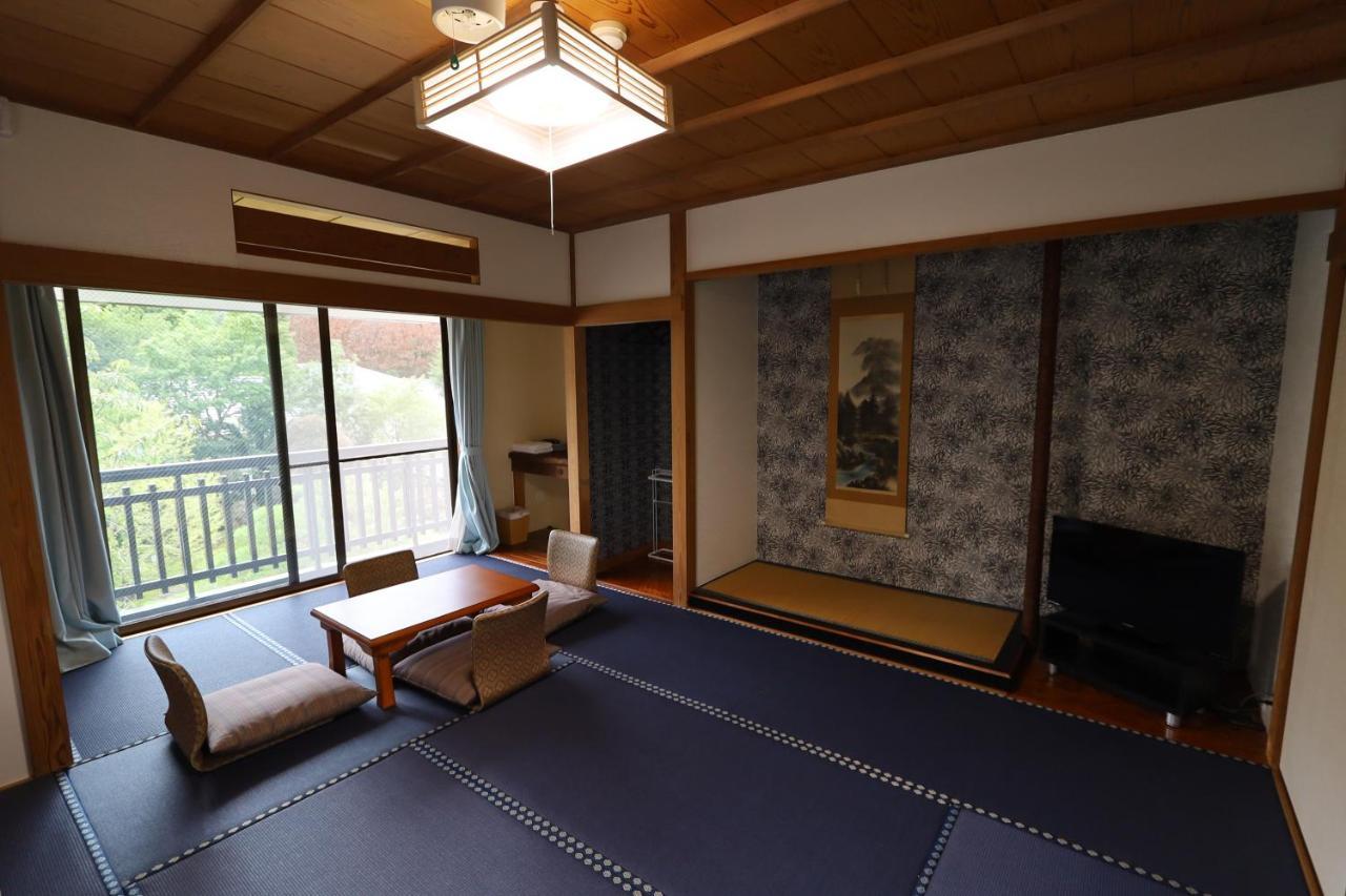 Onsen & Garden -Asante Inn- Хаконе Екстериор снимка