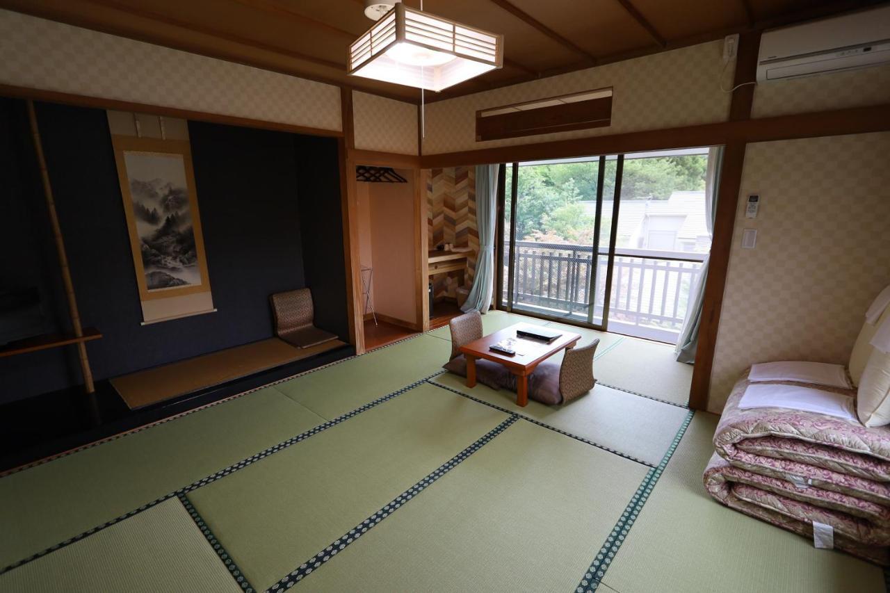 Onsen & Garden -Asante Inn- Хаконе Екстериор снимка