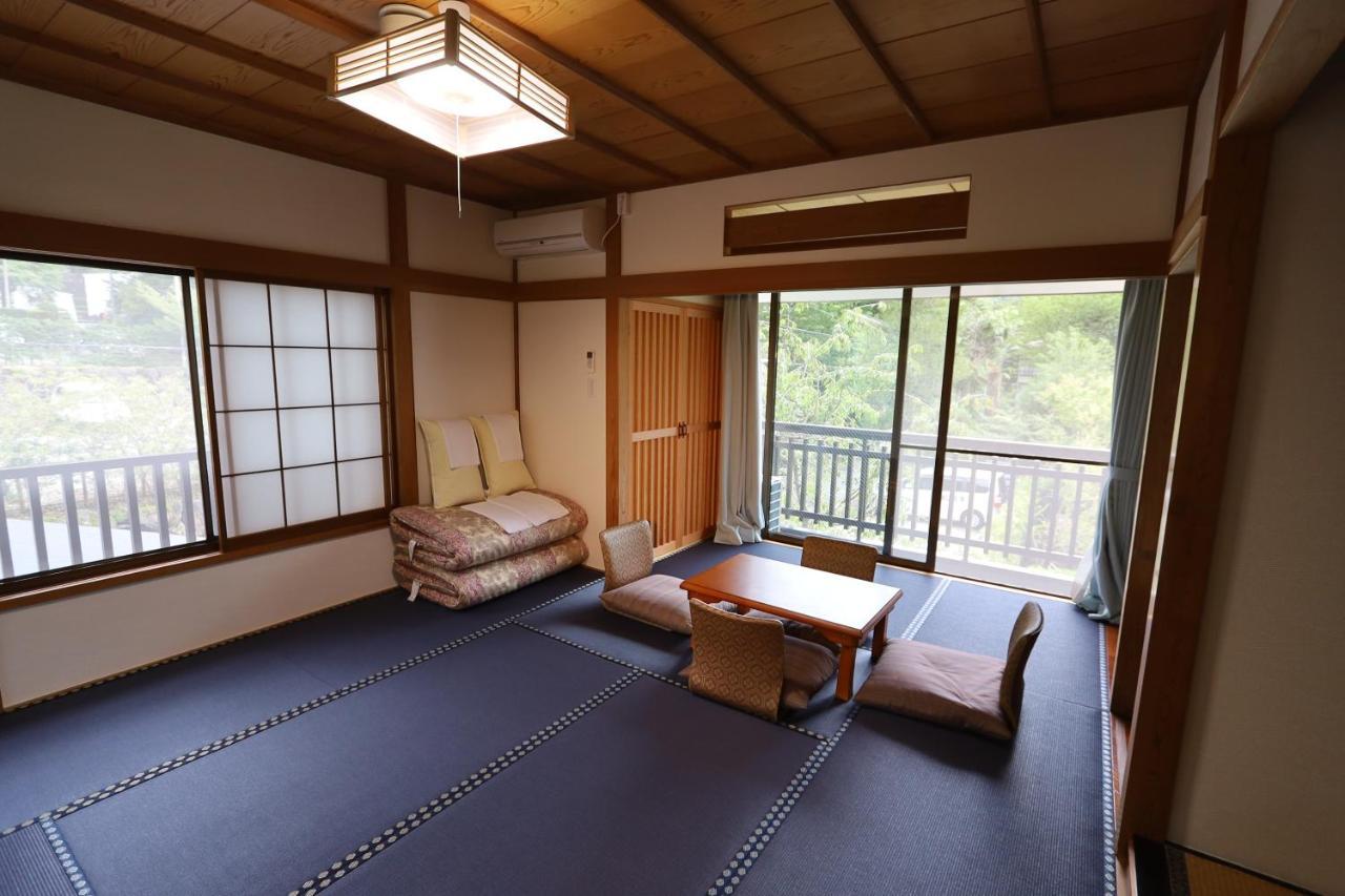 Onsen & Garden -Asante Inn- Хаконе Екстериор снимка
