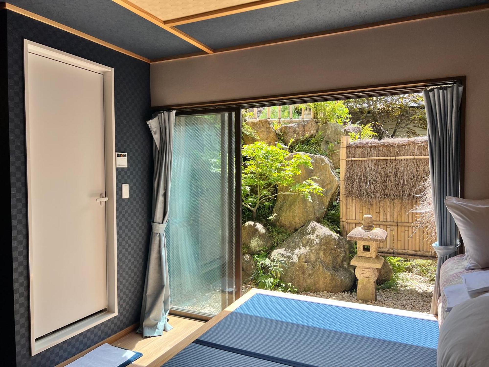 Onsen & Garden -Asante Inn- Хаконе Екстериор снимка