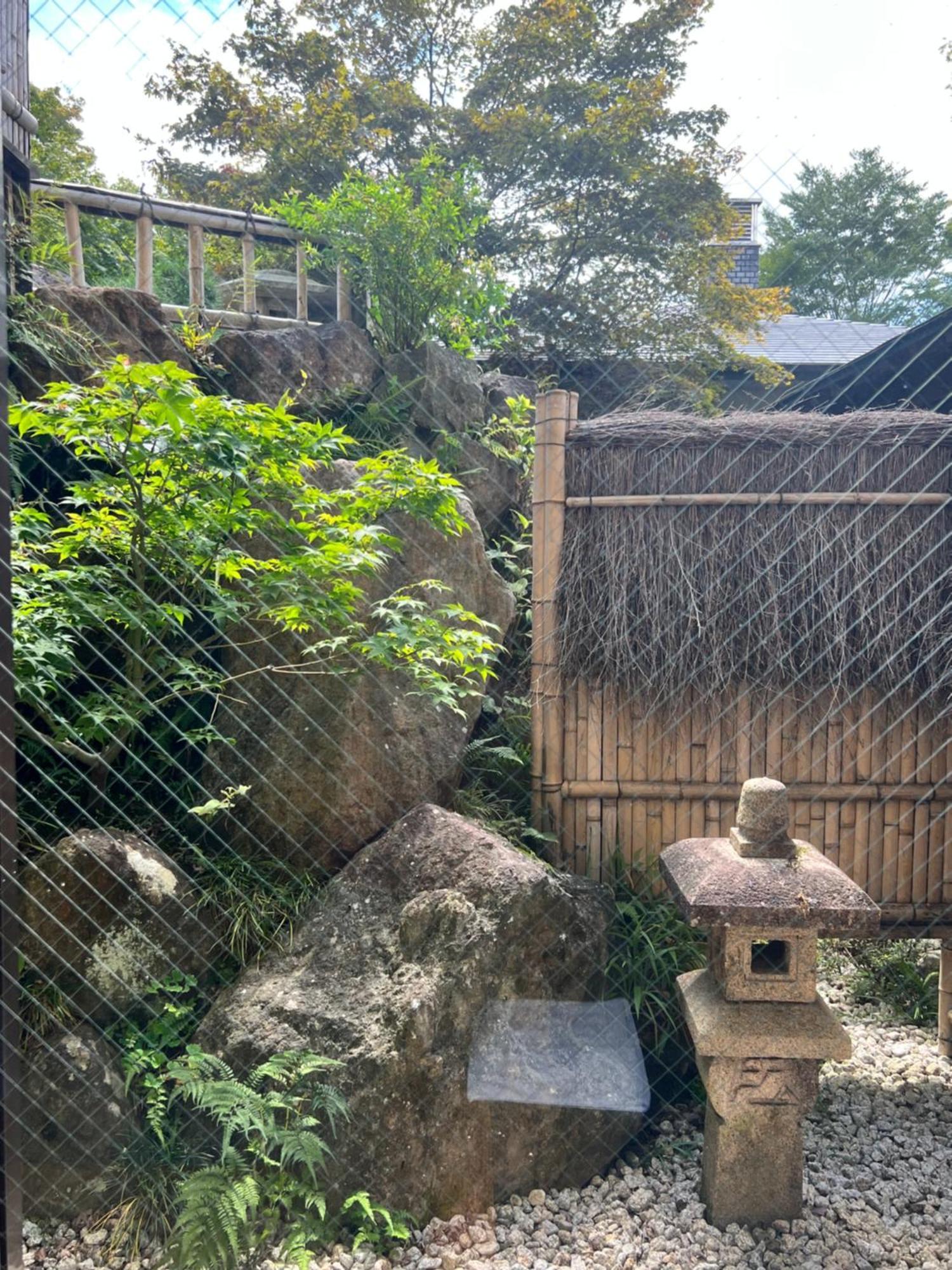 Onsen & Garden -Asante Inn- Хаконе Екстериор снимка