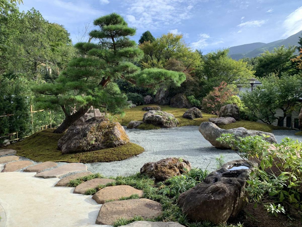 Onsen & Garden -Asante Inn- Хаконе Екстериор снимка